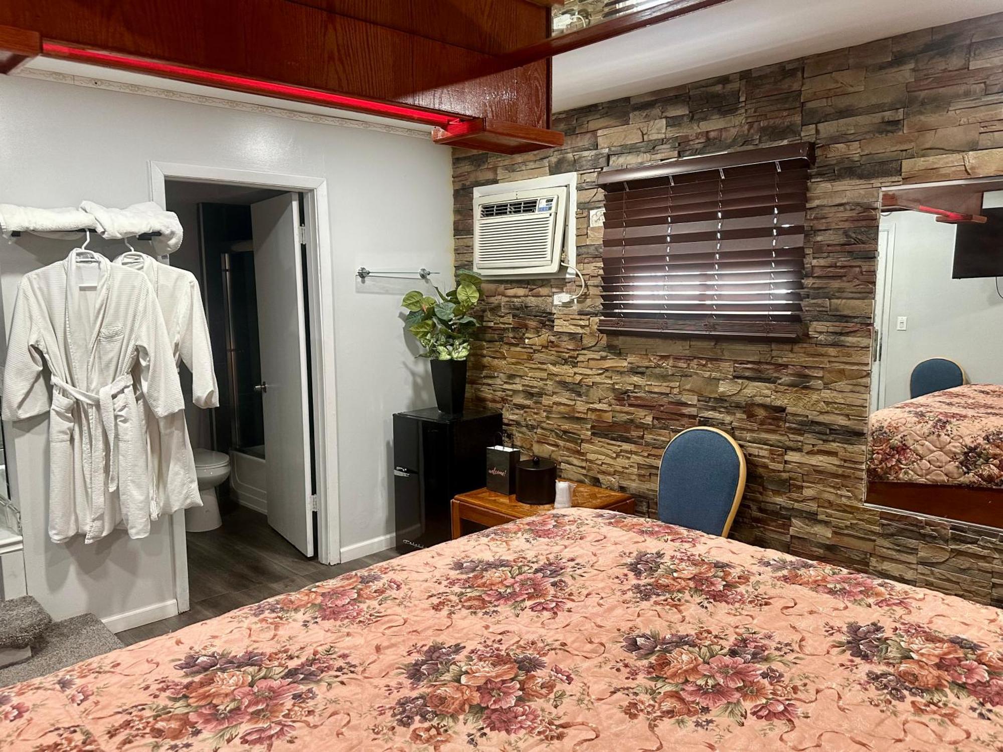 Des Plaines Motel By Oyo O'Hare Airport Chicago Екстер'єр фото